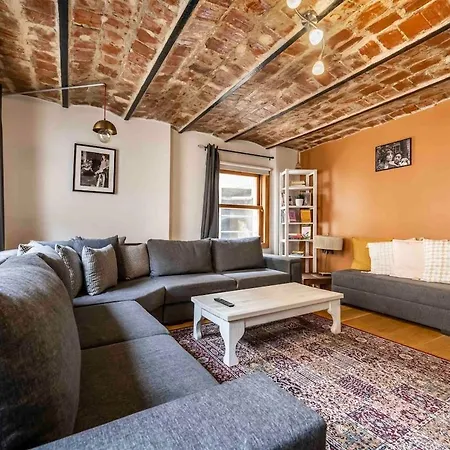 Daire Terrace With Tower View İstanbul
