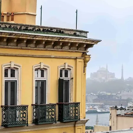 Daire Terrace With Tower View *